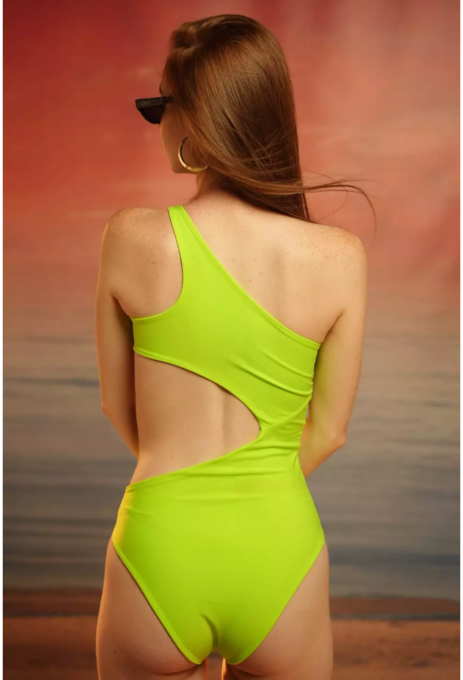 MYSTIC ONE-PIECE